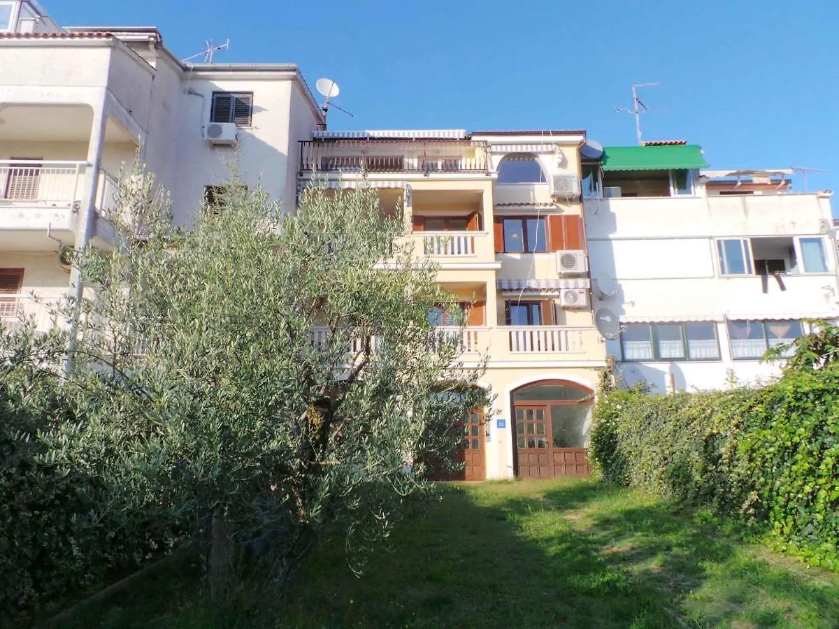 Apartments In Porec/Istrien 38388 Croácia