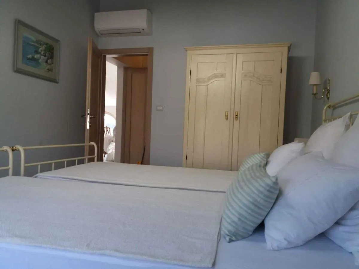 Apartments In Porec/Istrien 38388